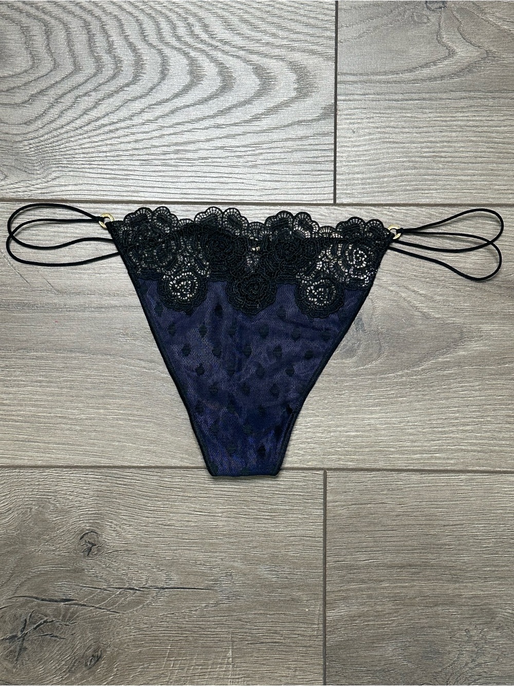 NEW Victoria's Secret 2008 Very Sexy Black Lace Over Blue V String Panty Large